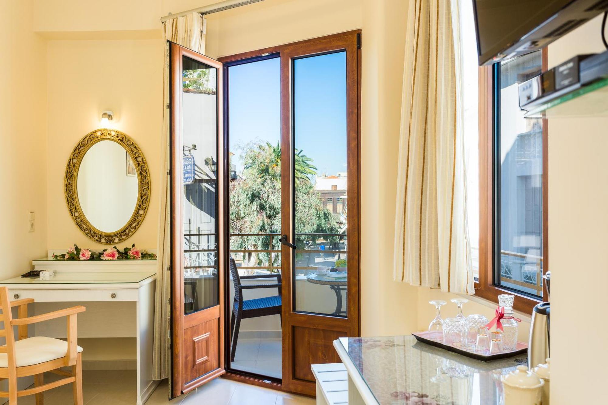 Polyxenia Suites Rethimnon Buitenkant foto